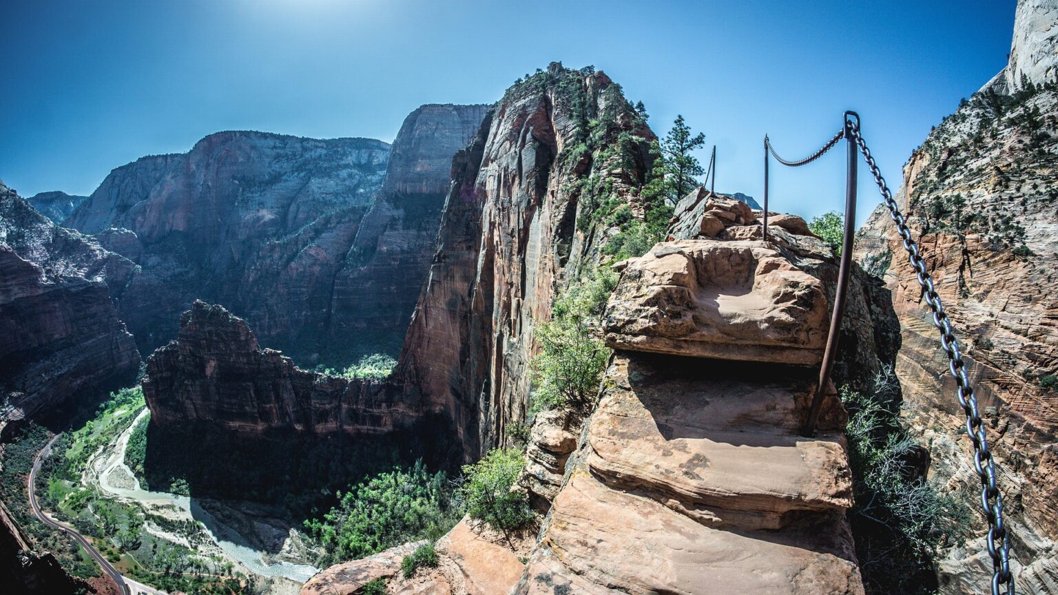 Angel's Landing And Walters Wiggles - Guide