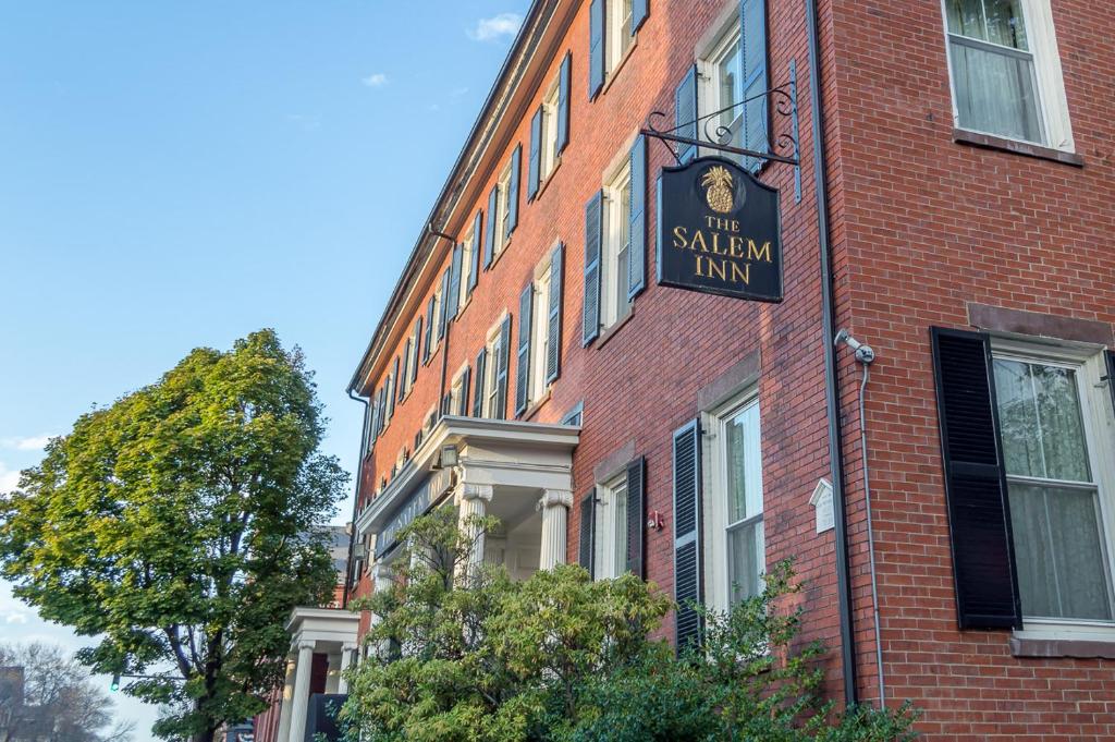 Historic Salem Inn building